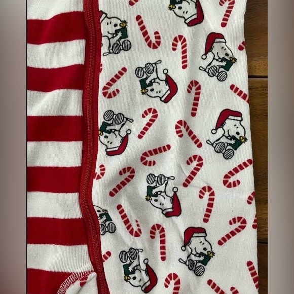 Hanna Andersson Toddler Peanuts Snoopy Christmas Sleeper Pajamas Size 85 CM 2t - Picture 4 of 4